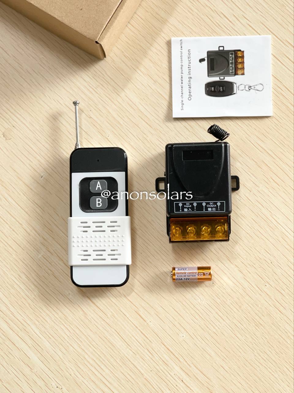 តេឡេបញ្ជាឥតខ្សែ Remote Switch