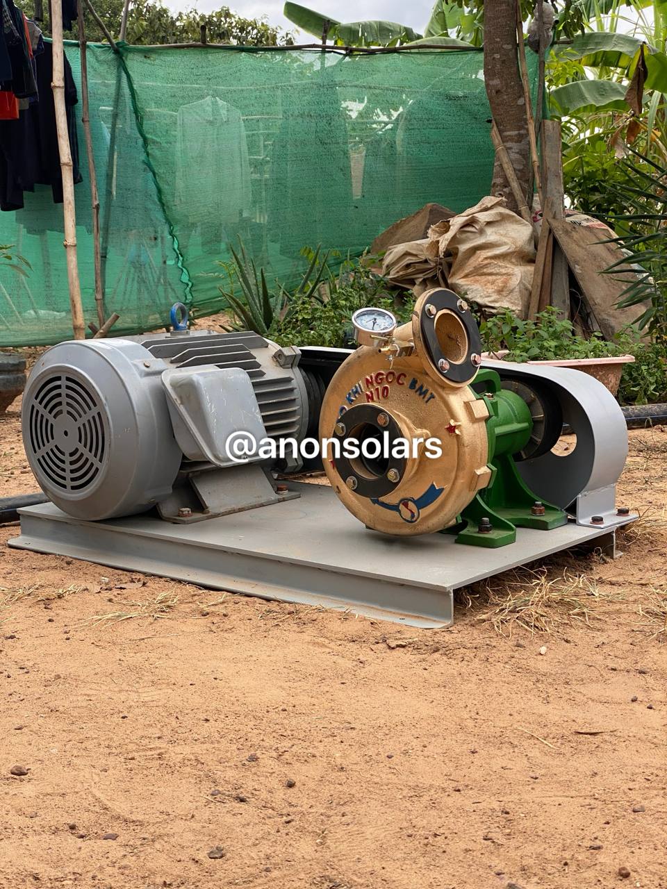 ឈុតម៉ូទ័របូមលើគោកក្បាល N10 ប្រើសូឡាសុទ្ធ