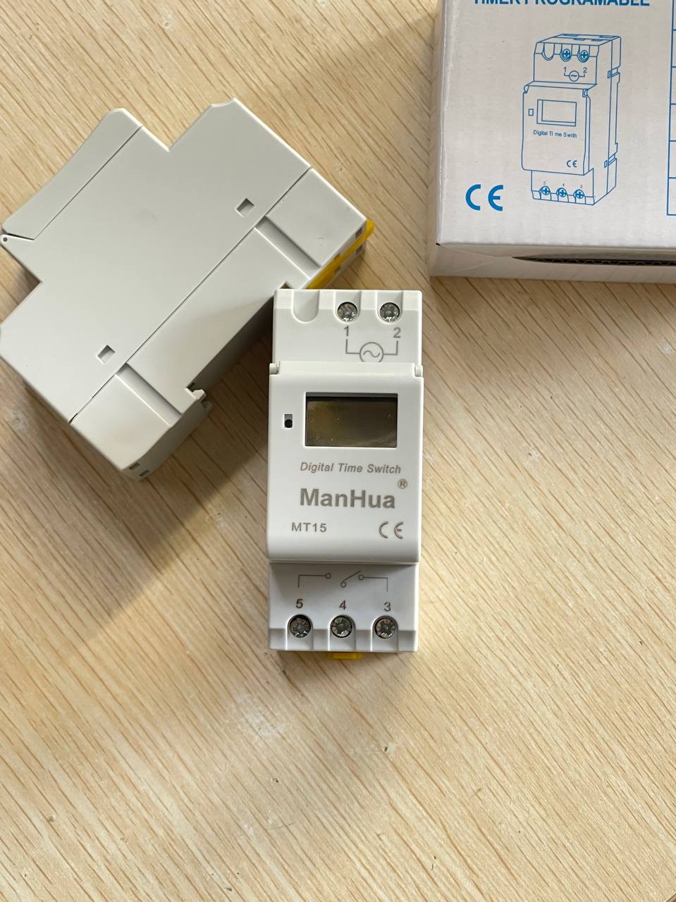 កុងតាក់កំណត់ពេល-ភ្លើងរដ្ឋ220VAC 16A, AC100-220V, NO/COM/NC (Digital Timer Switch)