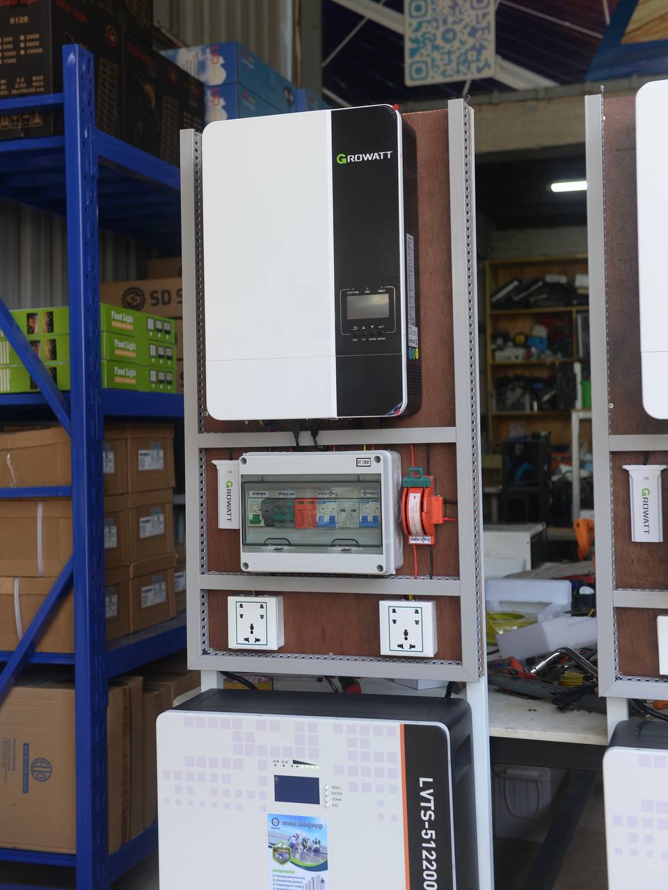 ប្រព័ន្ធសូឡា២០អំពែអាគុយលីស្យូម (OffGrid Systems 5kW with LifePO4_10.24kWh)